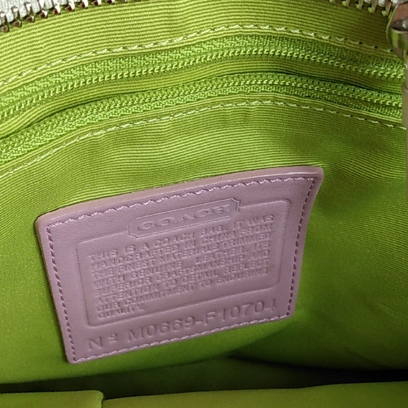 Coach Stripe and White Leather Bag - Picture 7 of 10